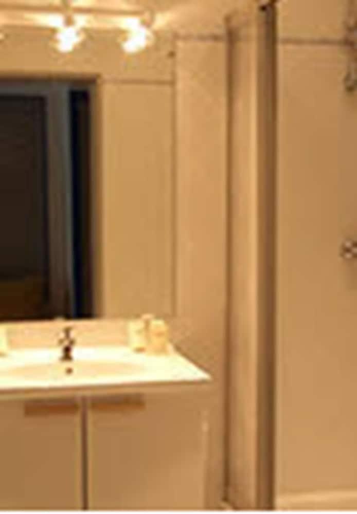 ברלין Hotel Alt - Tegel מראה חיצוני תמונה